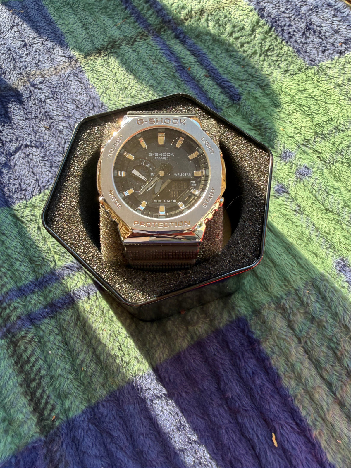 GM-2100 silver black inside